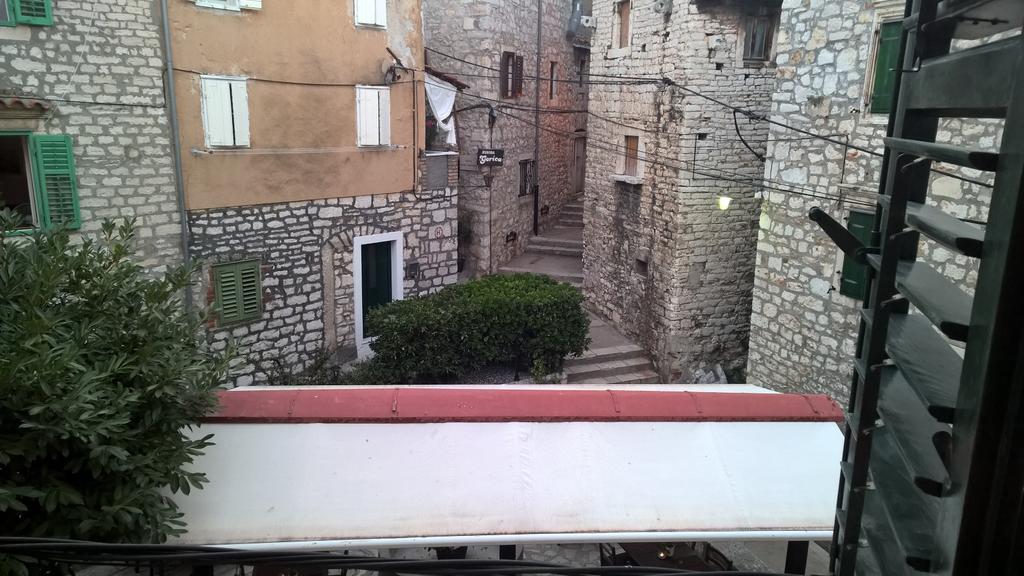 Micro Rooms Šibenik Extérieur photo